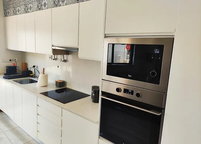 Rooftop Montenegro 파로